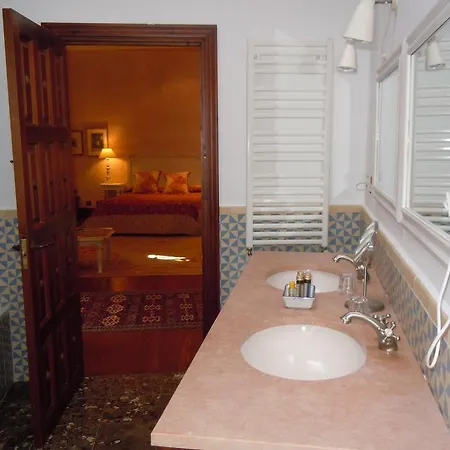 Hotel Palacio Chaves 3*