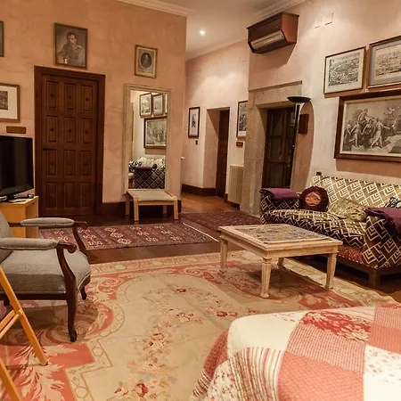 Hotel Palacio Chaves 3*